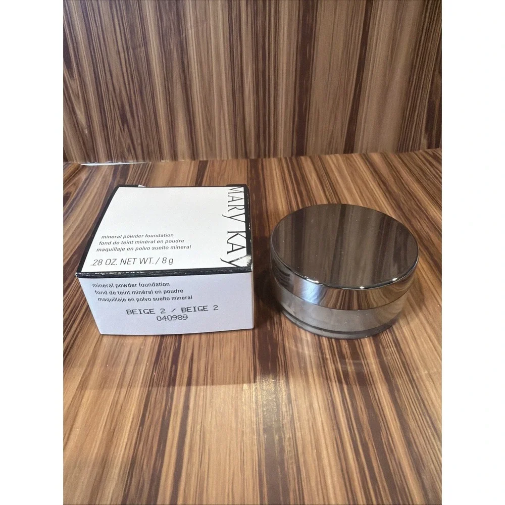 Mary Kay Mineral Powder Foundation Beige 2 New in Box  discontinued